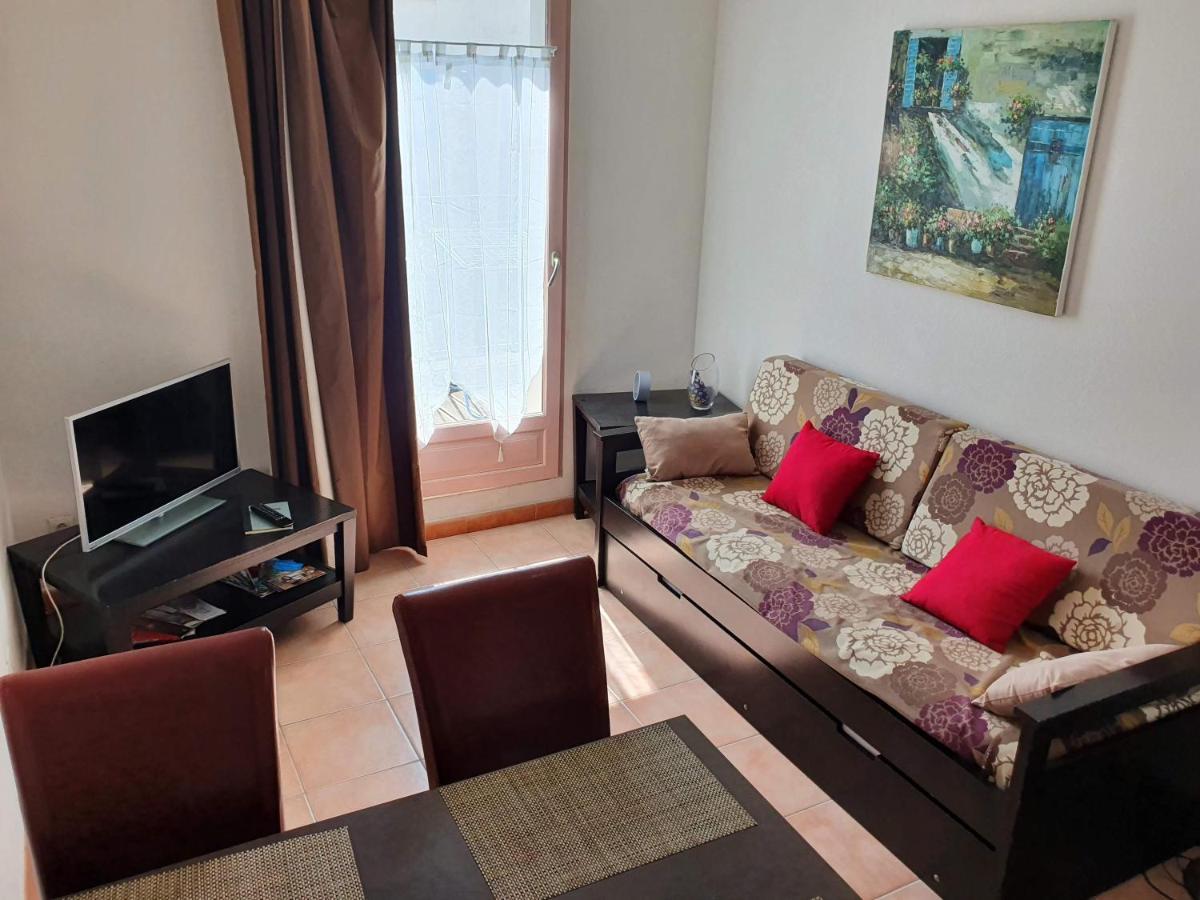 Joli appartement T2 dans résidence avec piscine, hammam et parking gratuits Carcassonne Extérieur photo
