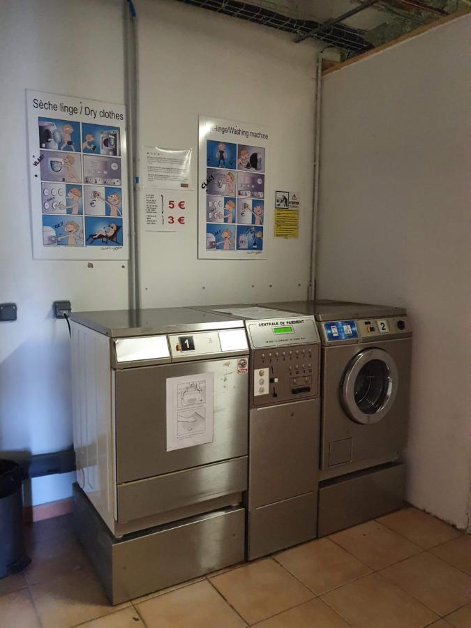 Joli appartement T2 dans résidence avec piscine, hammam et parking gratuits Carcassonne Extérieur photo