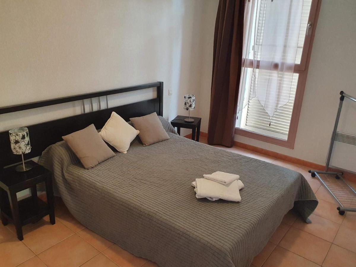 Joli appartement T2 dans résidence avec piscine, hammam et parking gratuits Carcassonne Extérieur photo